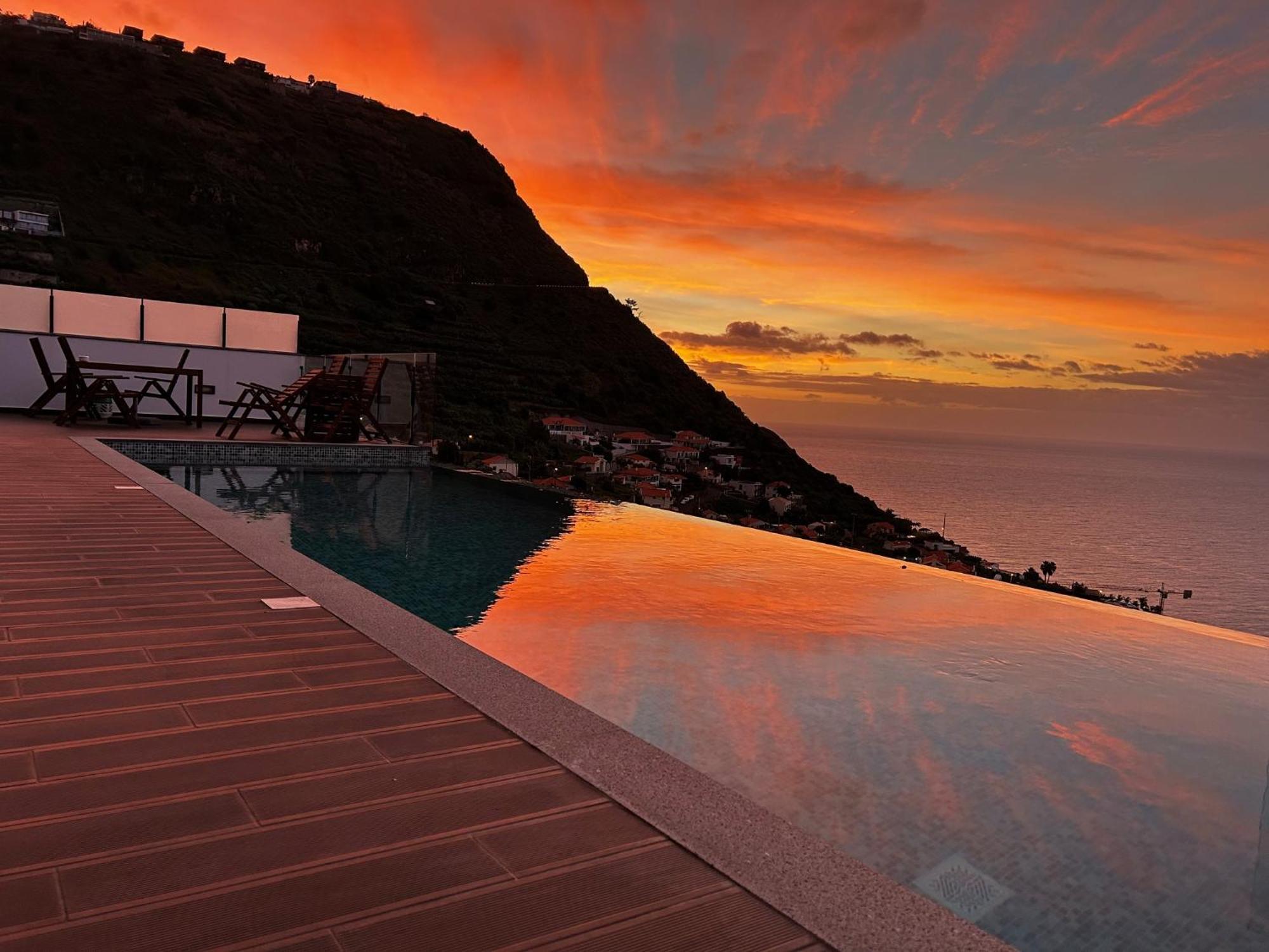 Villa Sea View Arco da Calheta  Extérieur photo
