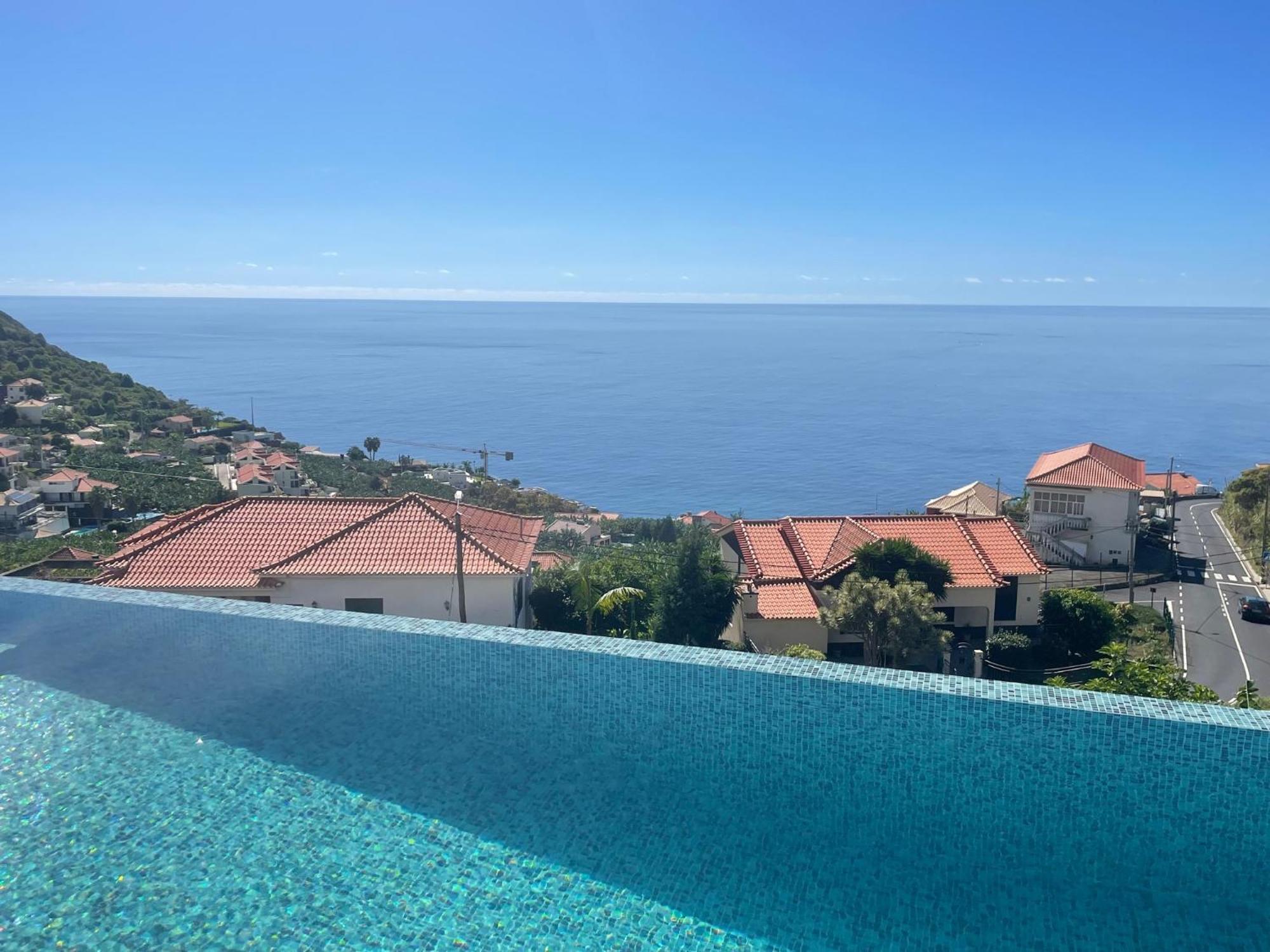 Villa Sea View Arco da Calheta  Extérieur photo