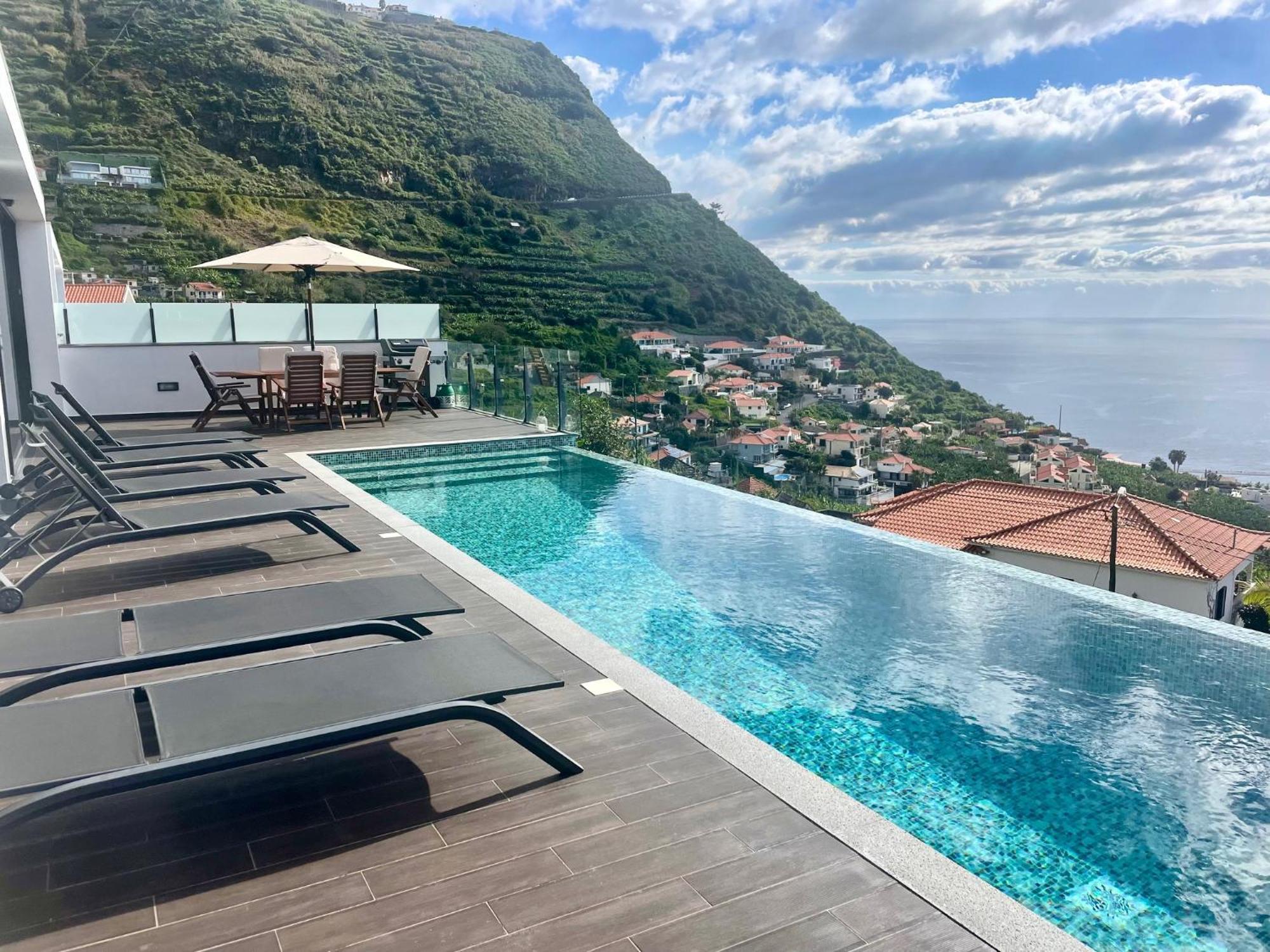 Villa Sea View Arco da Calheta  Extérieur photo